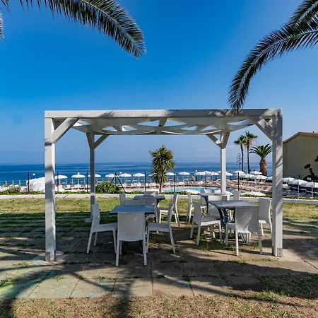 Il Poggio Di Tropea Villaggio Soft 3* بارغيليا
