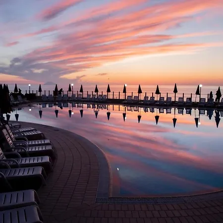 منتزه العطل Il Poggio Di Tropea Villaggio Soft بارغيليا