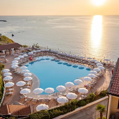 Il Poggio Di Tropea Villaggio Soft Parque de vacaciones 3*