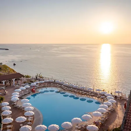 Il Poggio Di Tropea Villaggio Soft Üdülőpark Parghelia