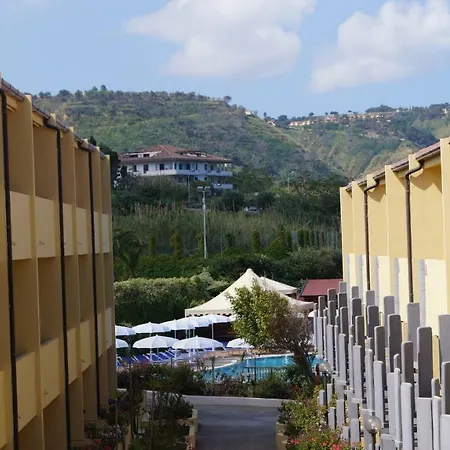 Il Poggio Di Tropea Villaggio Soft Üdülőpark