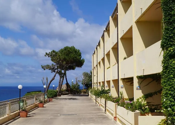 Il Poggio Di Tropea Villaggio Soft 3* 파르겔리아